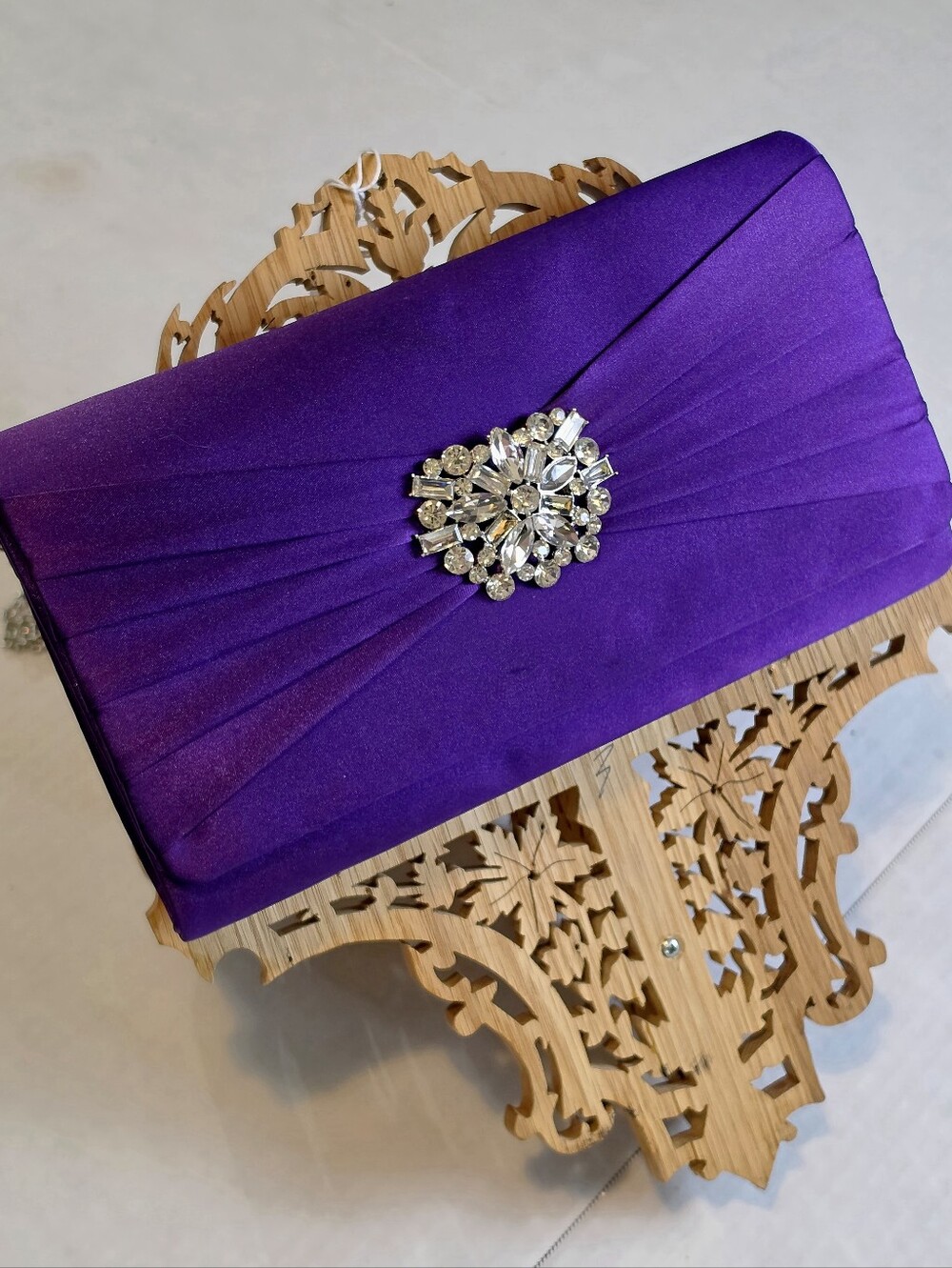 NEW Elegant Purple Satin Clutch with Crystal Brooch Prom Homecoming Formal Purse